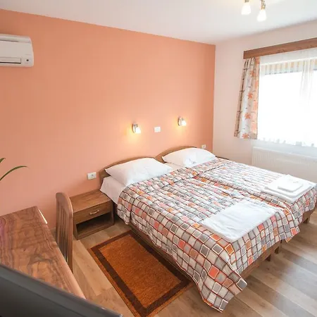 Tourist Farm Megusar Farm stay
