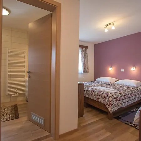 Tourist Farm Megušar