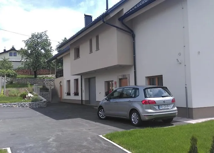 Tourist Farm Megusar