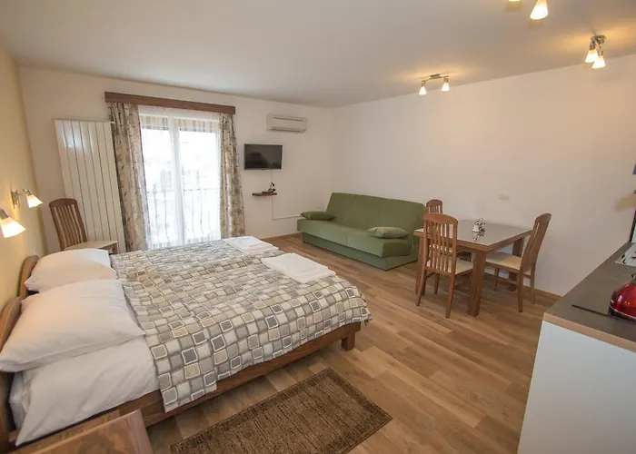 Tourist Farm Megusar Çiftlik konaklama *