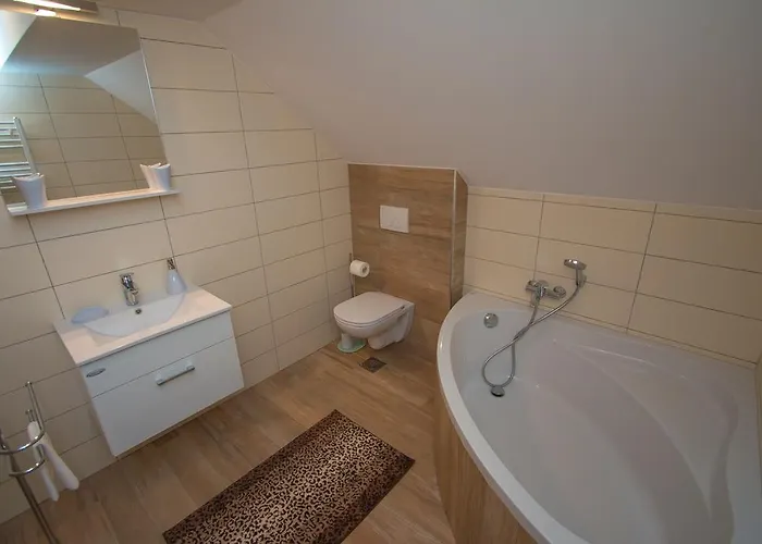 Tourist Farm Megusar בית חווה *